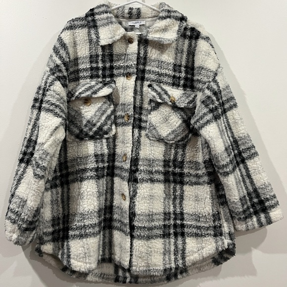 Fuzzy Shacket - MyStyle - Picture 1 of 2